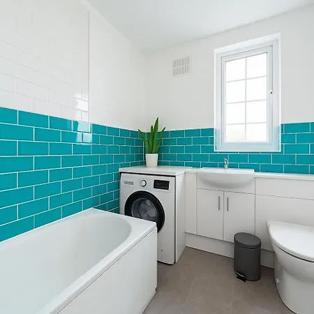 Apartment Spacious 2-bedroom In Crystal Palace *