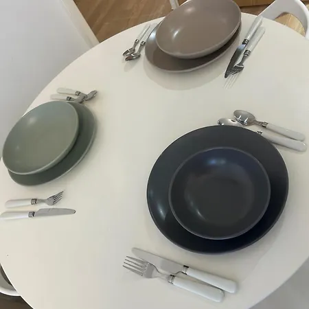 1-bed Sleeps 4 To Shops & Transport Apartamento Londres