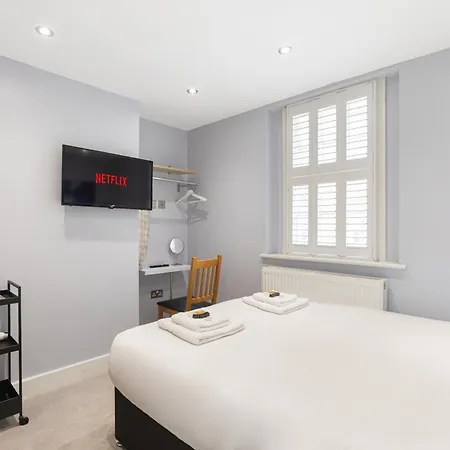 5 Bedroom Flat In Paddington Apartment