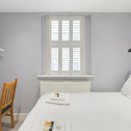 5 Bedroom Flat In Paddington