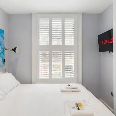 5 Bedroom Flat In Paddington * London