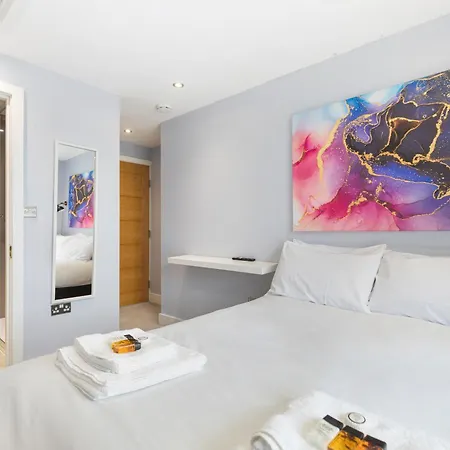 Apartment 5 Bedroom Flat In Paddington