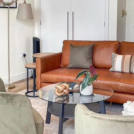 Boho Chic 2bed Apt-marina Views Near River Thames * Londres