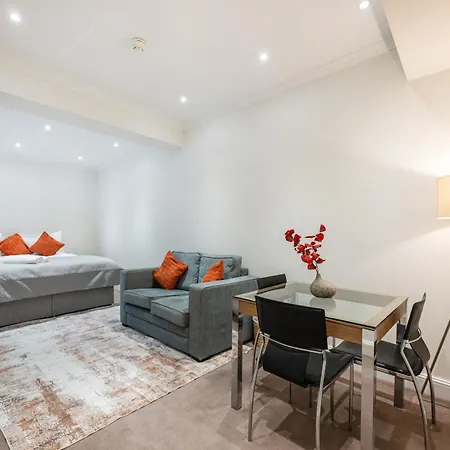 Manson Place Aparthotel