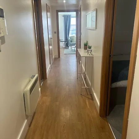 Apartment Modern 2 Bed 2 Bath Hyde Park *