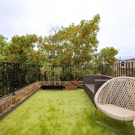 Apartment Cosy And Light Flat With A Roof Terrace In Chelsea