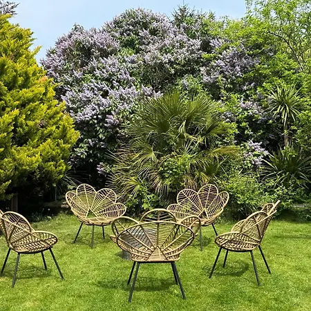 Highfield With Free Parkings, Surbiton, Kingston Upon Thames, Surrey, Greater London , Uk *
