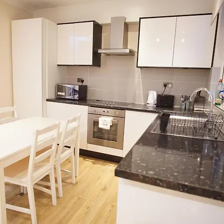 Apartment Evergreen Apartments, Flat 3,