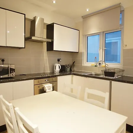 Apartment Evergreen Apartments, Flat 3,
