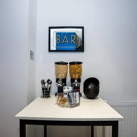 Apartment 3 Bed Modern House Tottenham