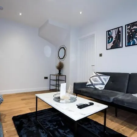 3 Bed Modern House Tottenham Apartament Londyn