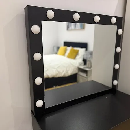 Luxury - Fulham *