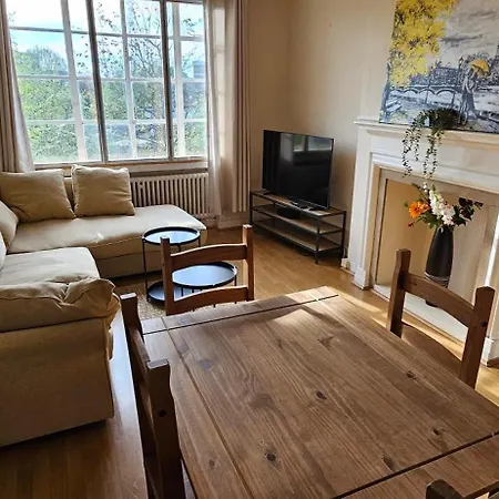 Elegant 1-Bed Flat, Sleeps 5, London Nw6 - 5 Mins To Jubilee, Bakerloo & Overground Lines