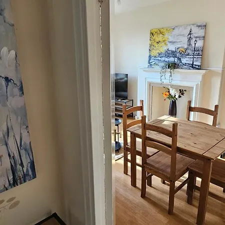 Elegant 1-Bed Flat, Sleeps 5, London Nw6 - 5 Mins To Jubilee, Bakerloo & Overground Lines Apartment *