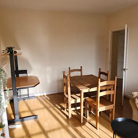 Apartment Elegant 1-Bed Flat, Sleeps 5, London Nw6 - 5 Mins To Jubilee, Bakerloo & Overground Lines London