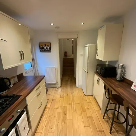 Cosy Garden Flat Nr Greenwich 7 Mins To Ldn Bridge