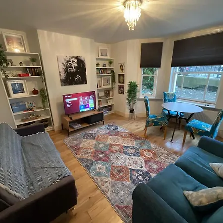 Apartamento Cosy Garden Flat Nr Greenwich 7 Mins To Ldn Bridge *