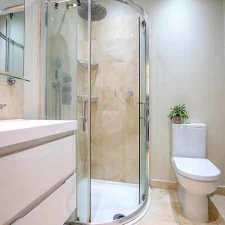 Londwell Residences Camden High Street Edition Apartment *