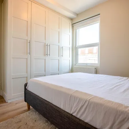 Apartment Londwell Residences Camden High Street Edition London