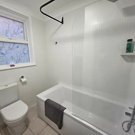 Stylish East 2bed In Forest Gate * London