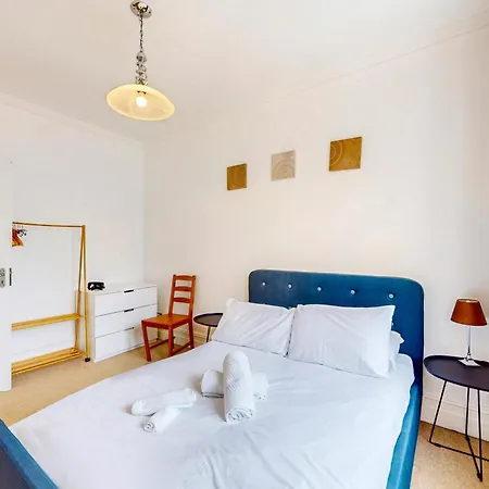 Lejlighed 2-bed Flat Steps To Wimbledon Park & Tube *