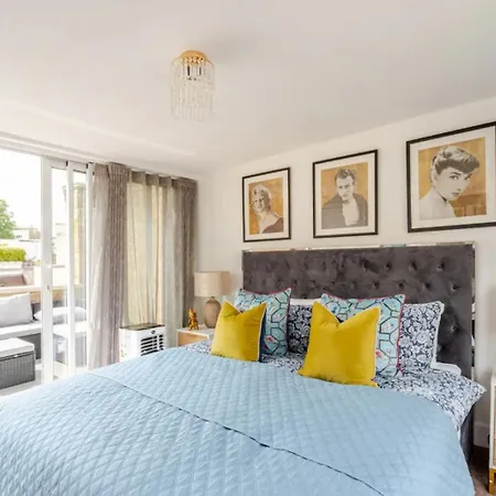 Holiday home Huge Mansion By Mayfair & Hyde Park *