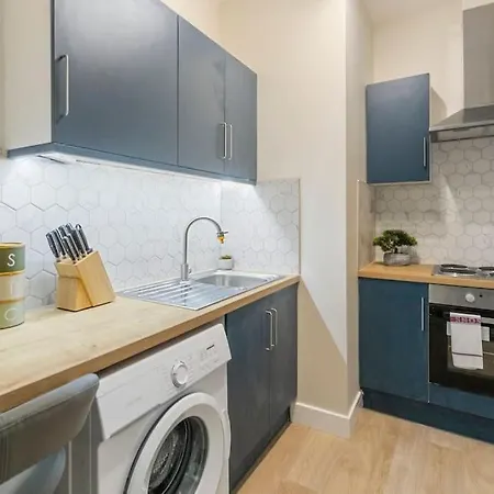 74 Graham Road - Basement London