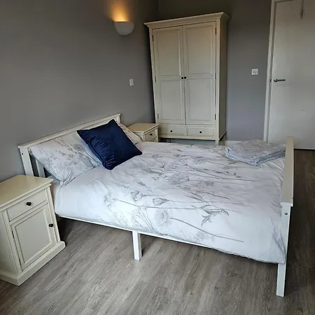Luxurious Two Bedroom In *