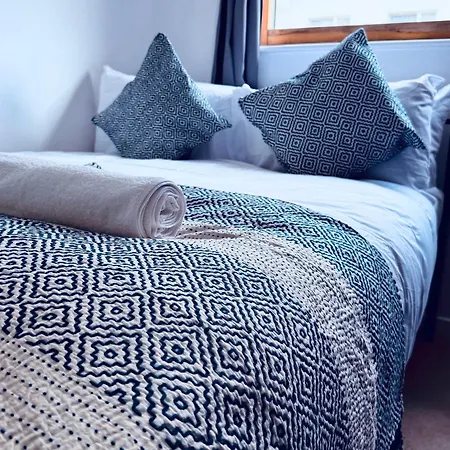 Clara Place In - One Bedroom * Barking (Greater London)