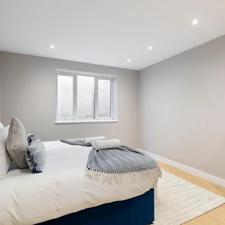 Bright And Modern Flat Relaxing Vibe The Birch London