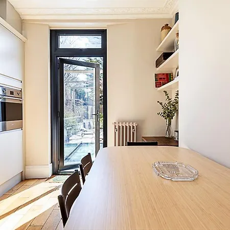 Stylish Kings Cross With Garden Retreat * London