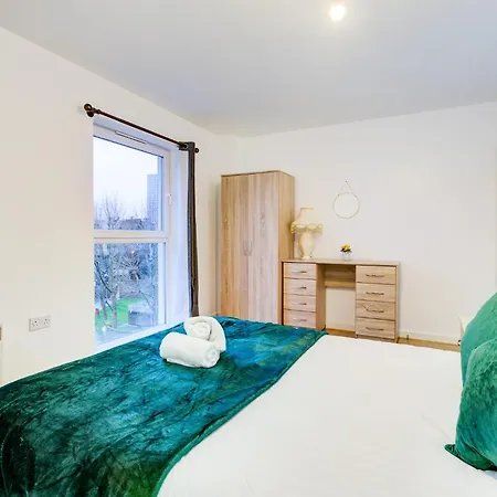 Apartment 2-bed Flat In Canary Wharf Great Location