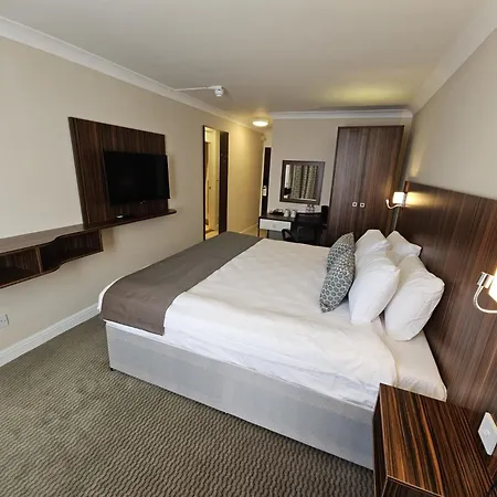 Palms & Retreat By Palette Sta Double Romford