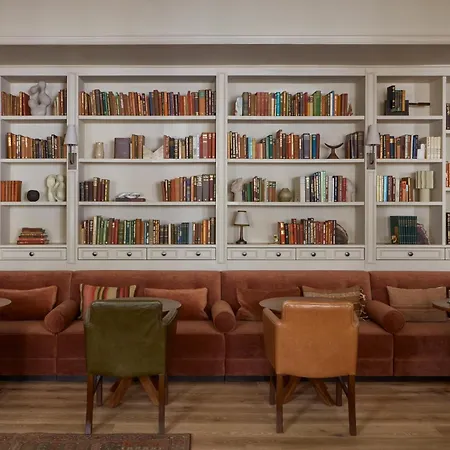 K+k George Kensington Hotel