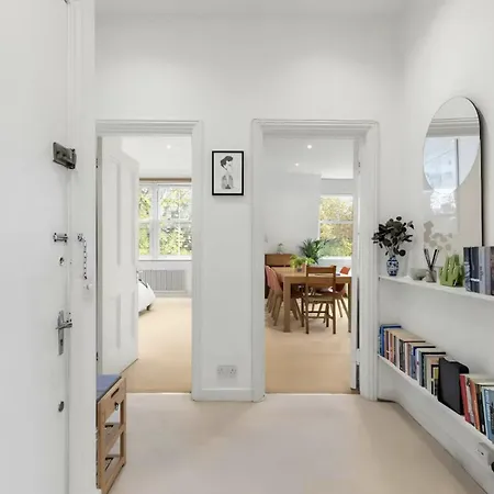 Beautiful 3 Bed In Leafy Hampstead * London