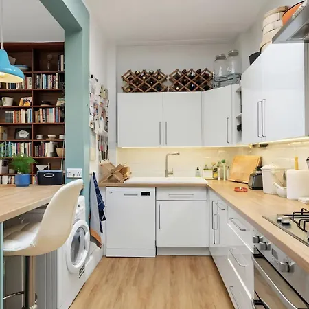 Beautiful 3 Bed In Leafy Hampstead