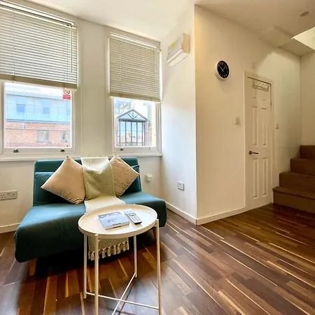 A Fantastic One Double Bedroom Flat Apartment London