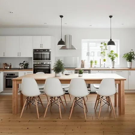 Luxury 3 Bedroom House London