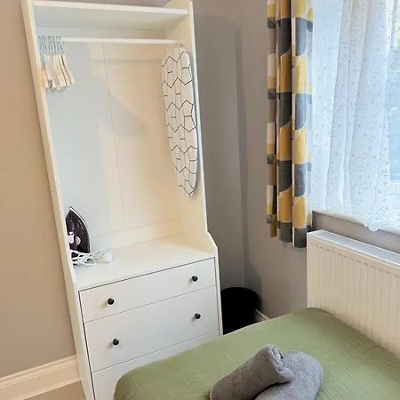 Garden 1-bed Flat 30min To Downtown & Free Parking Appartement *