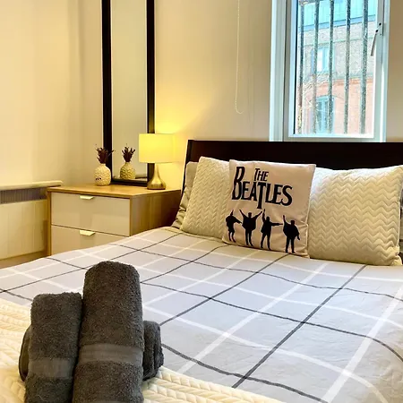 A Cosy One Double Bedroom Flat Apartment *