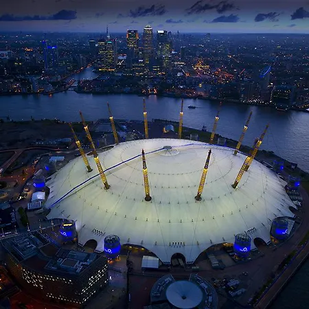 The O2 Waterfront Apartment