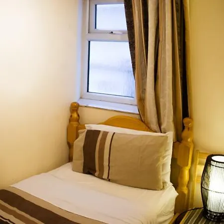 Otel Cricklewood 2*