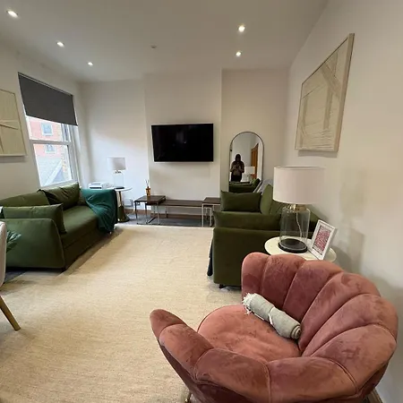 Estatesmen Mount Street Mayfair Flat * London