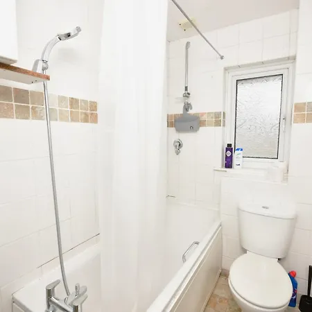 Ensuite In A House * London