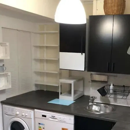 Spacious One-bedroom Flat In Westminster Near Embankment, * London