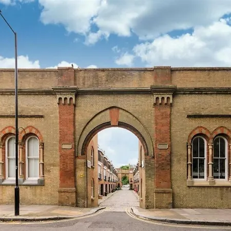 Elgin Mews North Beside Maida Vale Tube And Parking Long Term Bookings Semesterbostad