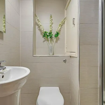 Elgin Mews North Beside Maida Vale Tube And Parking Long Term Bookings Semesterbostad *