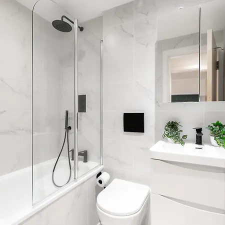 Kensington Prime Serviced * London