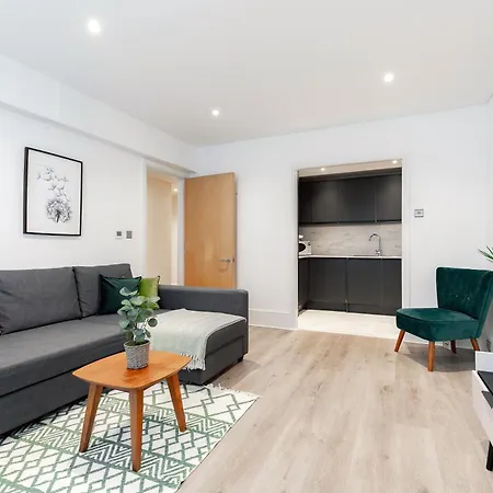 Kensington Prime Serviced * London