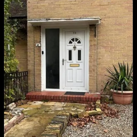 Ensuite Large With Kitchen Guest house